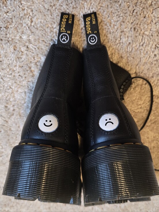 Dr. Martens Shoes - NWOB! Dr Martens Sinclair LAZY OAF- HAPPY SAD Platform Boots. Size 8 MAKE OFFER!